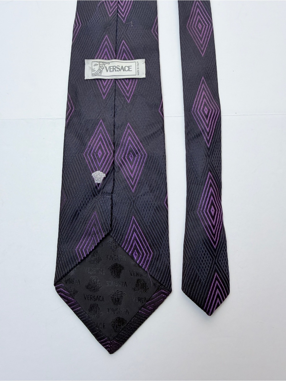 Vintage Versace Men’s 100% Silk Tie Black Purple Geometric Medusa Made Italy